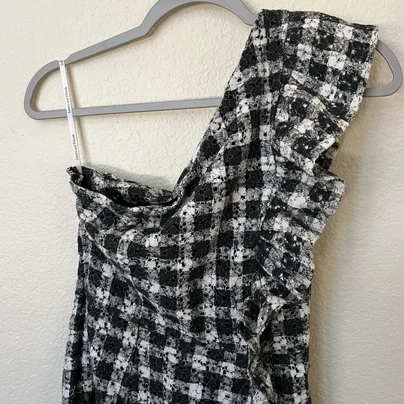 LOVERS AND FRIENDS x REVOLVE | Seana Mini Ruffle Dress in Black & Ivory | Size S - Picture 6 of 12